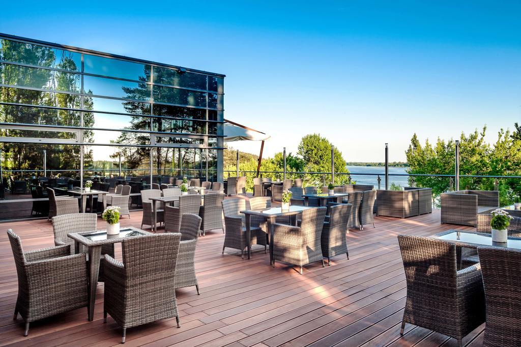 Hotel Warszawianka Яхранка Екстер'єр фото