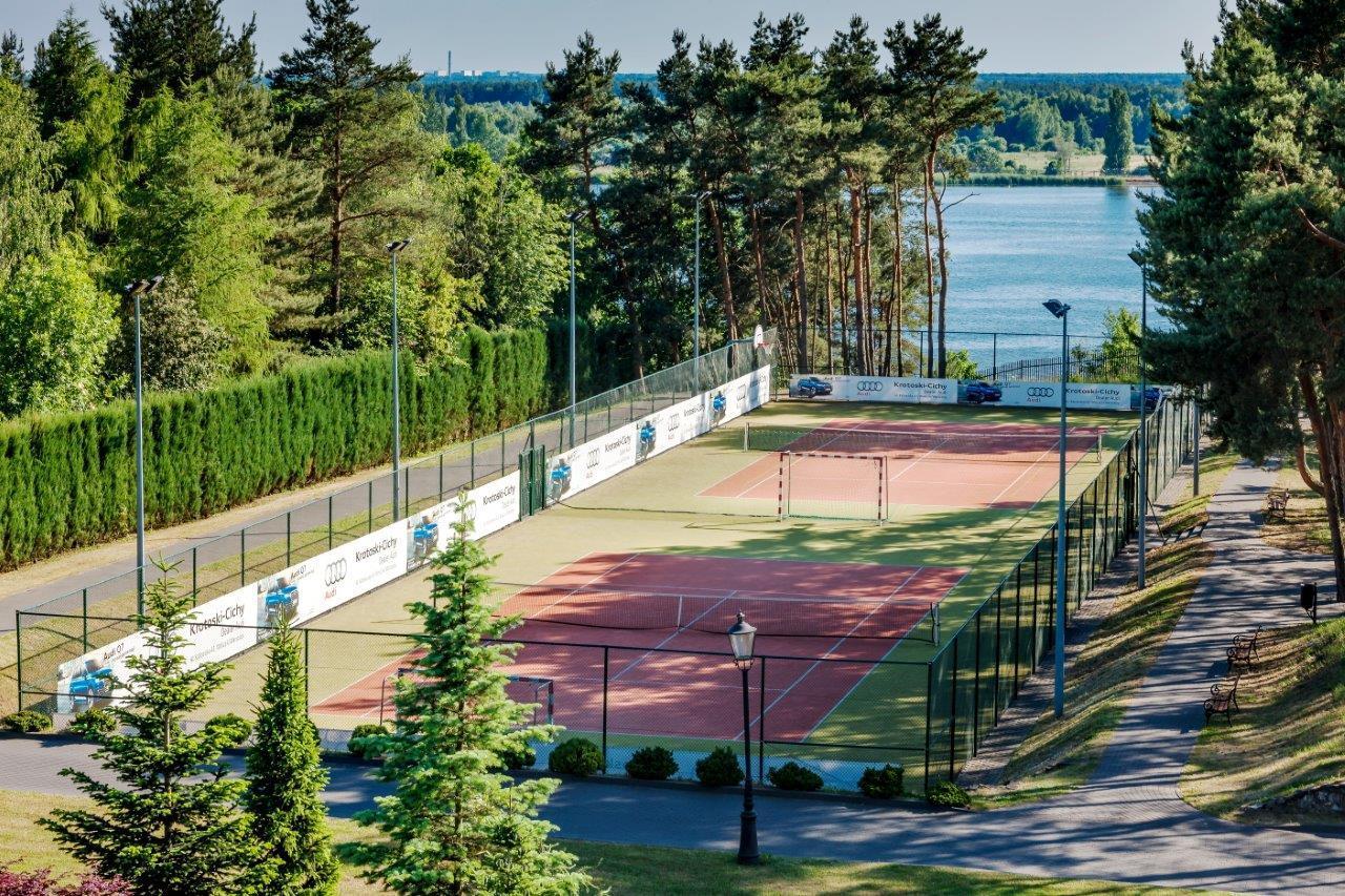 Hotel Warszawianka Яхранка Екстер'єр фото